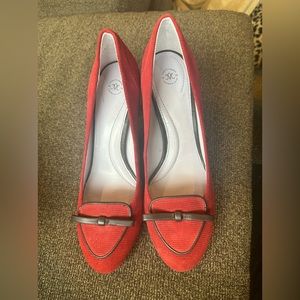 Johnston & Murphy Women's Red High Heel Round Toe Heels - Size 9.5m